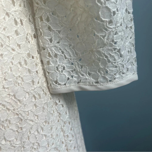 Juicy Couture Cream Lace Gold Button Shift Dress Size Medium - Picture 8 of 14